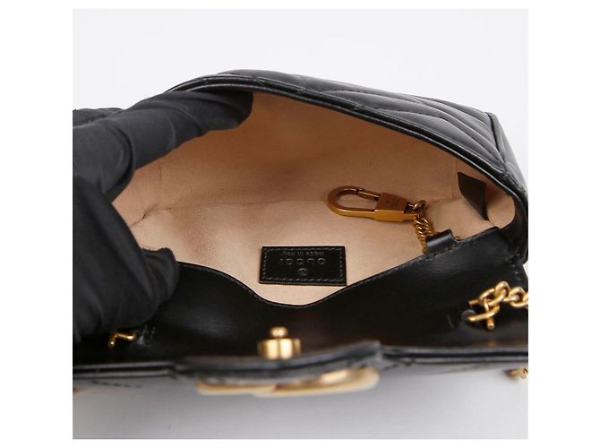 Gucci Borsa a tracolla GG Marmont Super Mini Matelassé nera da donna - vista 11
