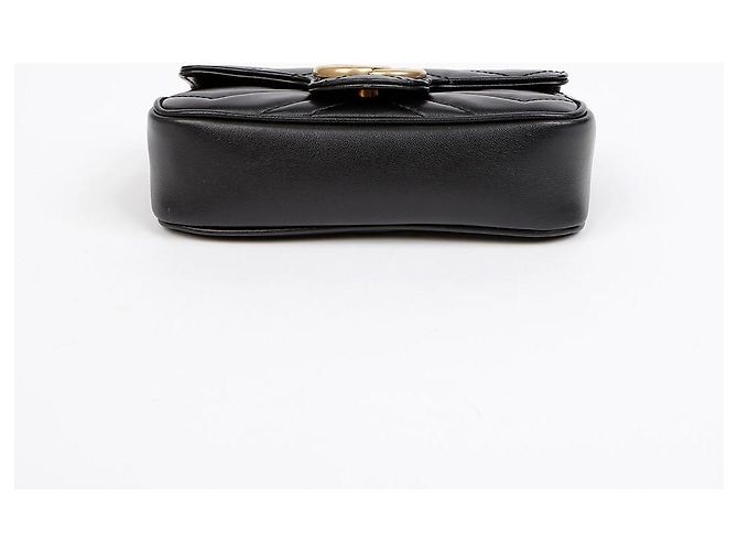 Gucci Borsa a tracolla GG Marmont Super Mini Matelassé nera da donna - vista 6