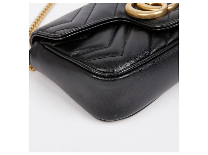 Gucci Borsa a tracolla GG Marmont Super Mini Matelassé nera da donna - vista 8