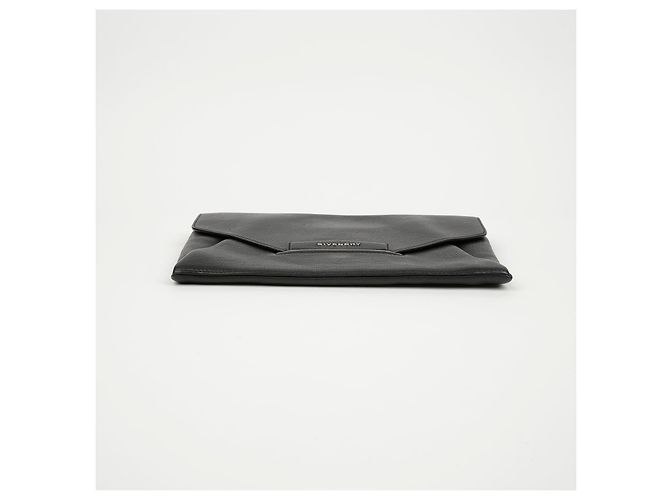 Givenchy Clutch a Busta Antigona Medium Black - vista 4