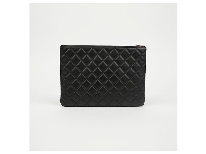 Chanel Nova Bolsa Limited Valentine Medium - vista 3