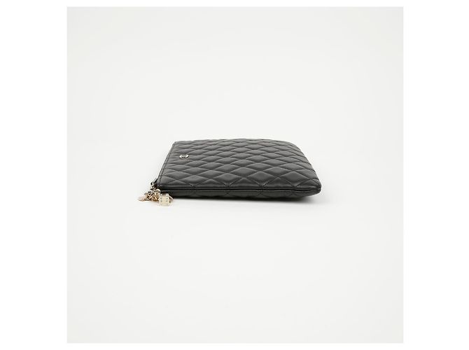 Chanel Nova Bolsa Limited Valentine Medium - vista 4