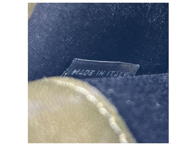Miu Miu Borsa a tracolla matelassé con catena Khaki - vue 11