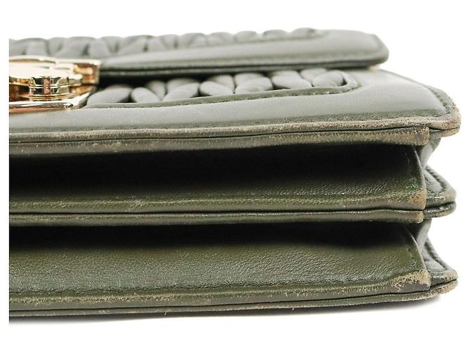 Miu Miu Borsa a tracolla matelassé con catena Khaki - vue 7