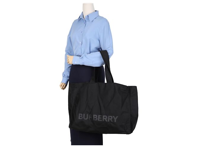 Burberry Borsa Tote in nylon con stampa logo Nero - vista 11