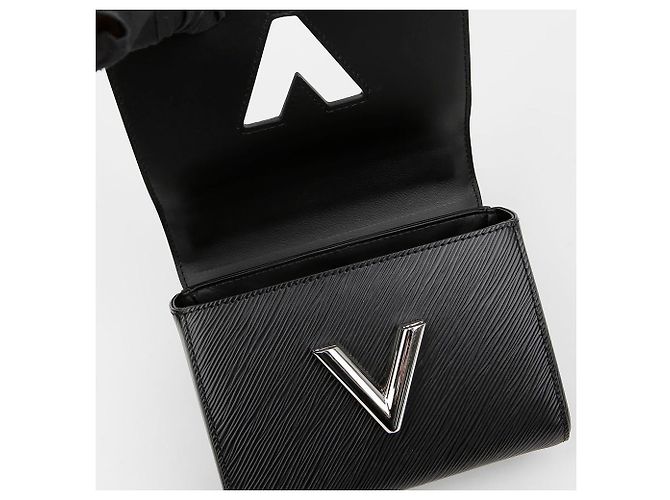 Louis Vuitton Borsa a tracolla Twist PM Black - vista 8