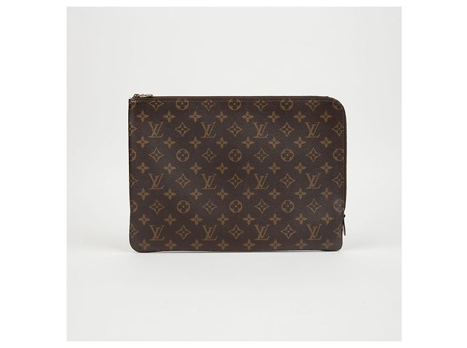 Louis Vuitton Etui Boyaj GM Monogram Clutch Fuchsia - vista 2