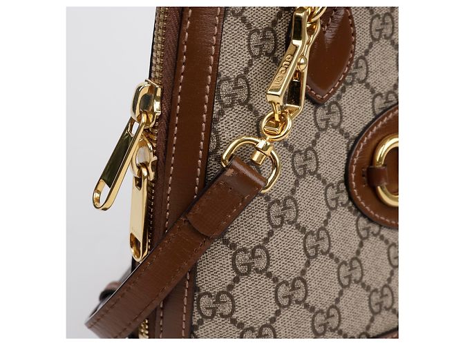 Gucci Bolso Mini Top Handle Horsebit Marrón - vista 4
