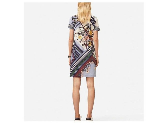 Tory Burch Vestido curto de algodão com mangas curtas e padrão floral - vista 4