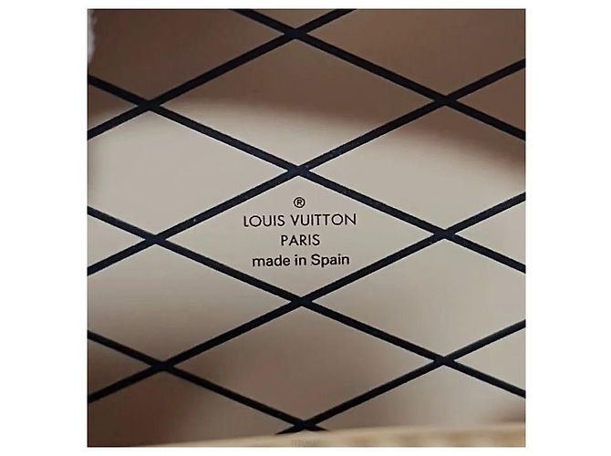 Louis Vuitton Berretto Monogram Beanie Bouatt Chapeau - vista 9
