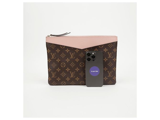 Louis Vuitton Pouch Daily Monogram Canvas Rose Powder - vista 6