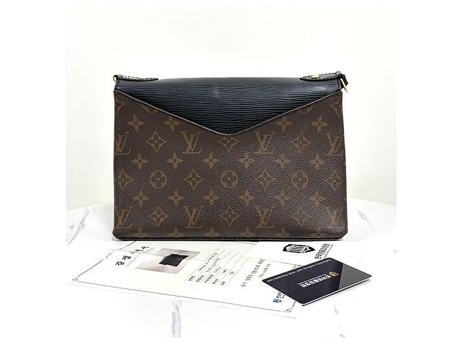 Louis Vuitton Bolsa de Ombro e Bolsa Tiracolo Monogram Saint Michel - vista 5