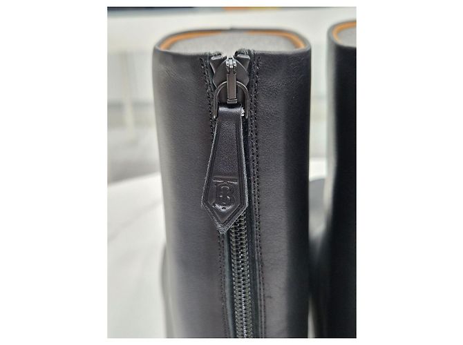 Burberry Phoenix Leather Sock Ankle Boots Size - view 20