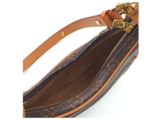 Louis Vuitton Monogram Loop Tasche - Ansicht 7