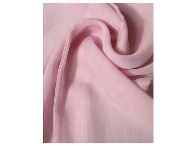 Dolce & Gabbana Chal Wrap de Seda Rosa x Pañuelo - vista 3