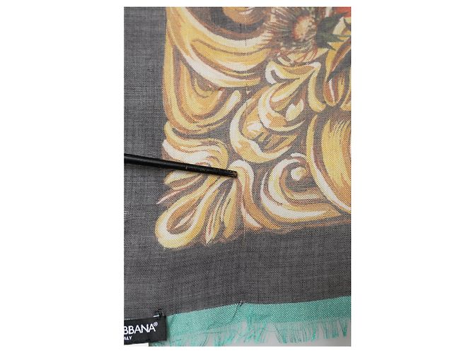Dolce & Gabbana Stola Quadrata in Cashmere con Motivi Floreali Multicolor - vista 2