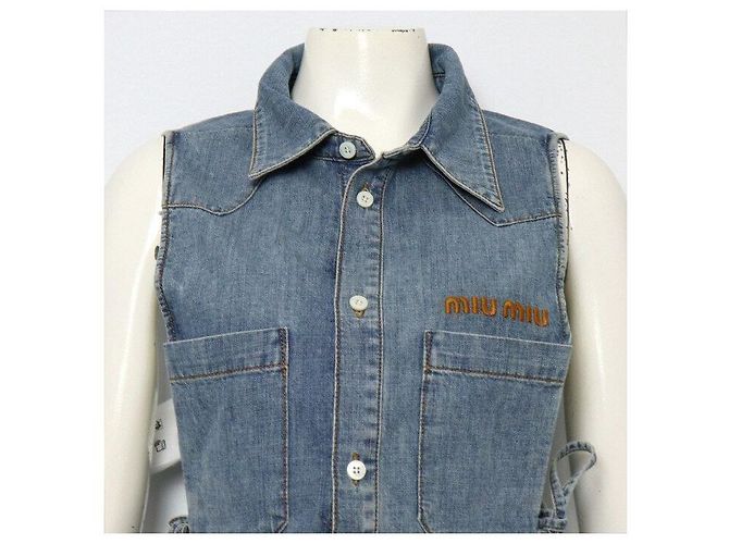 Miu Miu Kurzes Chambray-Denim-Hemd in Saphirblau mit Bindegürtel für Damen - Ansicht 2
