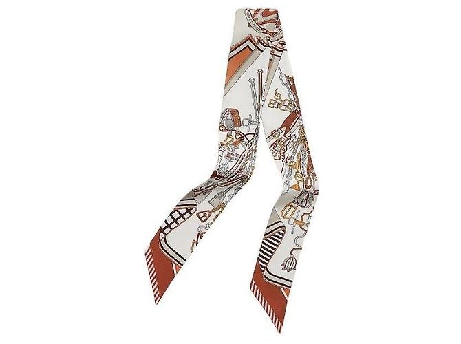 Hermès Foulard in seta Twilly Bouquet Sellier da donna - vista 2