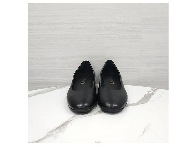 Chanel Décolleté mid-heel in pelle Pearl - Ansicht 2