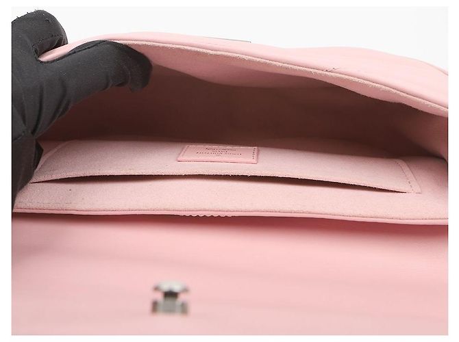 Louis Vuitton Borsa a tracolla New Wave Flap Chain PM Rosa - vista 12