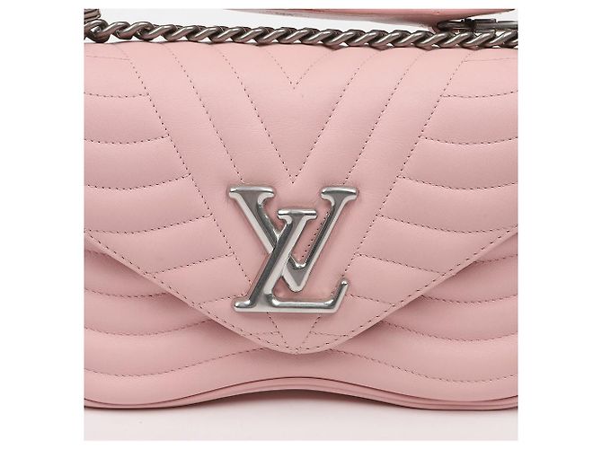Louis Vuitton Borsa a tracolla New Wave Flap Chain PM Rosa - vista 4