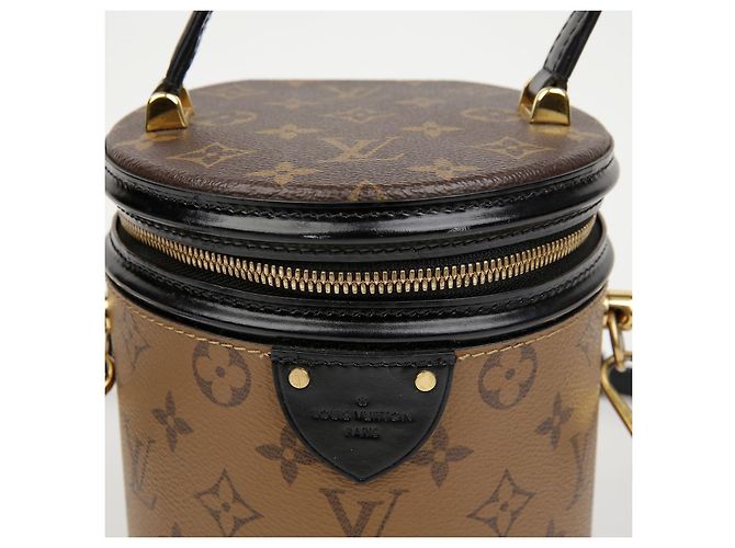 Louis Vuitton Crossbody-Tasche aus Monogram Reverse beschichtetem Canvas - Ansicht 2