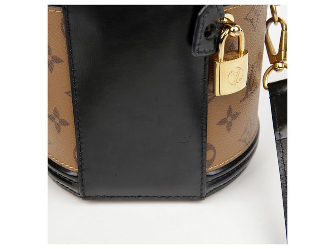 Louis Vuitton Crossbody-Tasche aus Monogram Reverse beschichtetem Canvas - Ansicht 4