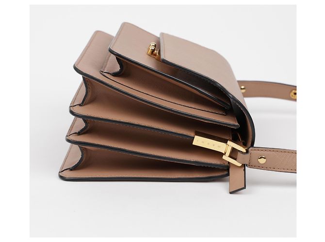 Marni Borsa a tracolla Trunk Medium in pelle Saffiano Brown Sugar - vista 7