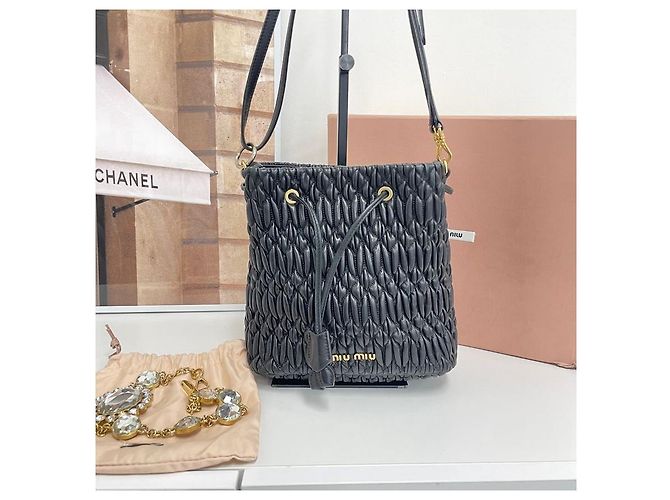 Miu Miu Borsa a tracolla Bucket Matelassé Crystal - vista 2
