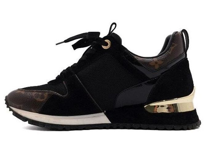 Louis Vuitton Sneakers Runaway da donna - vista 4