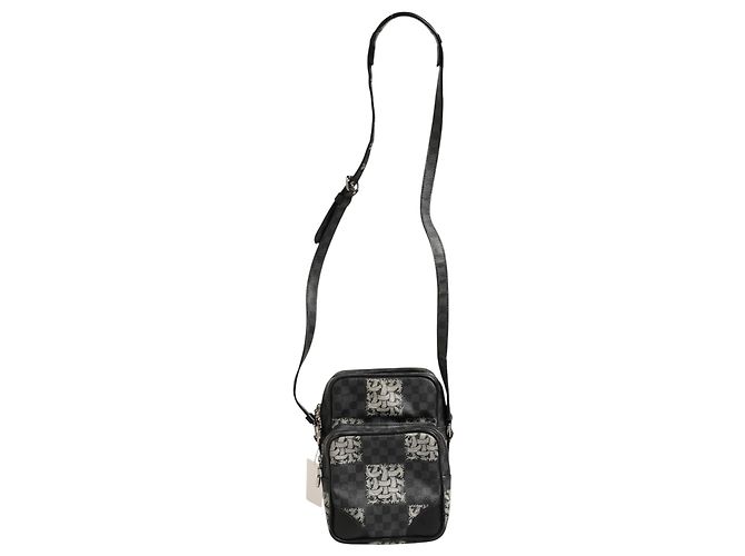 Louis Vuitton Borsa a tracolla Amazon Christopher Nemeth in Canvas Damier Graphite nero - vista 2