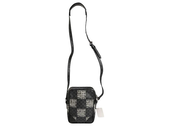 Louis Vuitton Borsa a tracolla Amazon Christopher Nemeth in Canvas Damier Graphite nero - vista 5