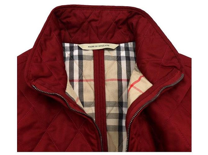 Burberry Rote gesteppte Nylonjacke für Damen - Ansicht 5