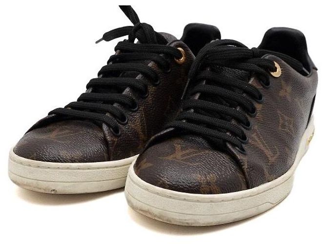 Louis Vuitton Sneakers Frontrow Monogram da donna - vista 5