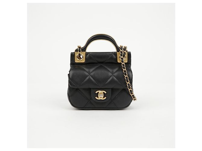 Chanel Borsa Crossbody Porta Carte con Patta e Catena Nera - vista 2