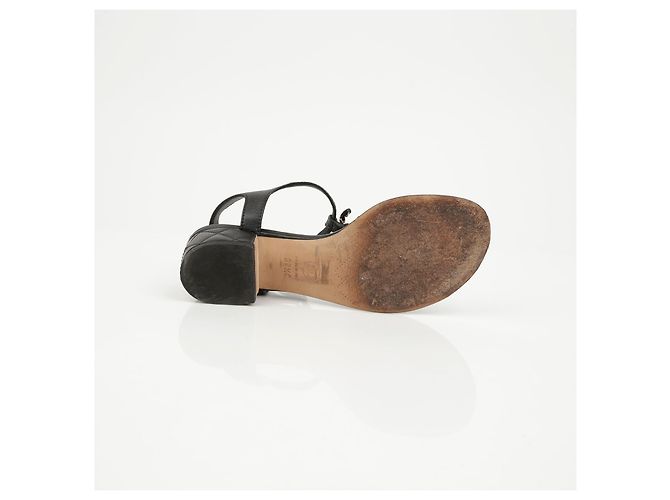 Chanel Sandali Classic CC con tracolla a catena dorata - vista 11