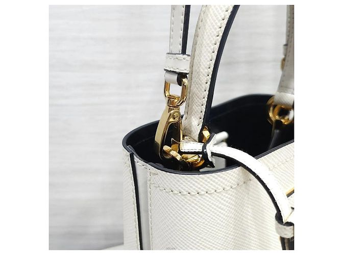Prada Borsa a spalla tote doppia Panier in Saffiano bianca - vista 5