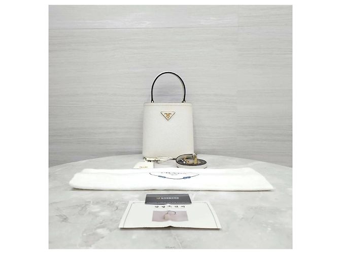 Prada Borsa a spalla tote doppia Panier in Saffiano bianca - vista 9