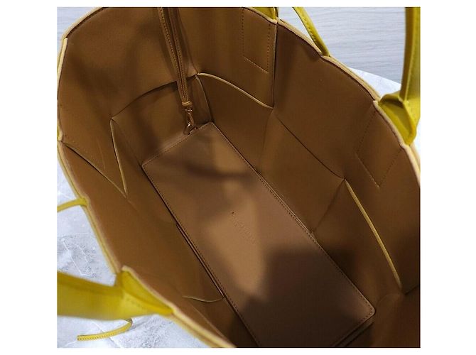 Bottega Veneta Kleiner Leder-Tote-Bag - vue 7