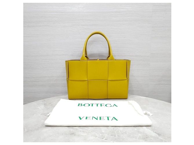 Bottega Veneta Kleiner Leder-Tote-Bag - vue 9