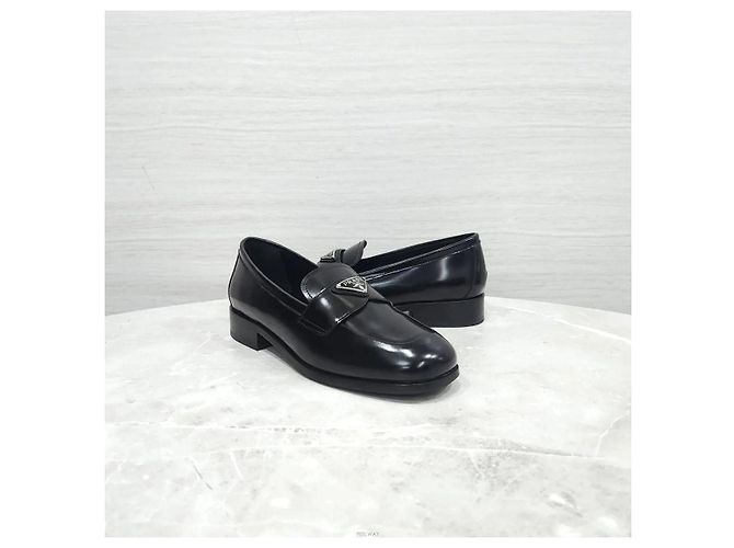 Prada Mocassini in pelle spazzolata - vista 4