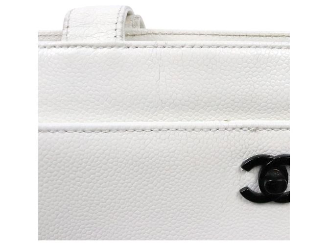 Chanel Borsa a tracolla CC in Caviar bianco - vista 10