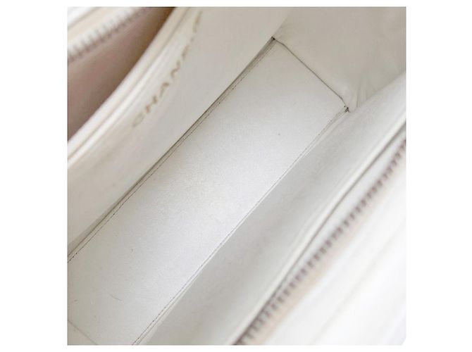 Chanel Borsa a tracolla CC in Caviar bianco - vista 12