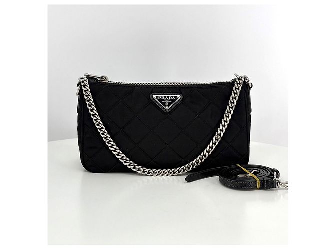 Prada Borsa a tracolla in nylon trapuntato con logo triangolare e catena Nero - vista 5