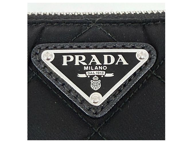 Prada Borsa a tracolla in nylon trapuntato con logo triangolare e catena Nero - vista 6