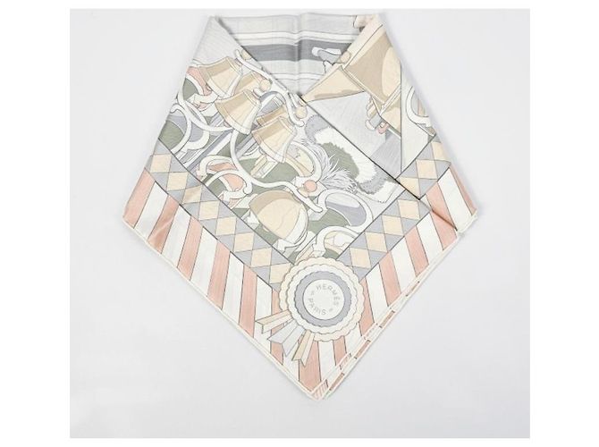 Hermès Pañuelo de seda double face con bordes enrollados - vista 7