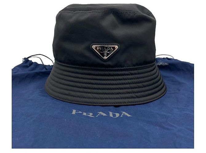Prada Cappello a Secchiello Re-Nylon Triangle Logo XL - vista 6