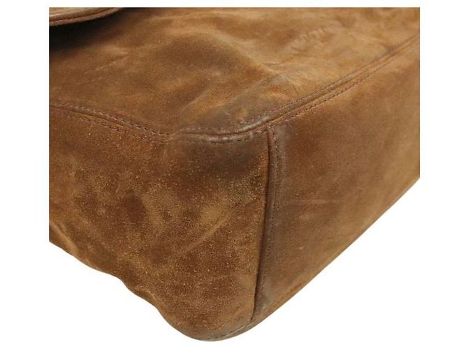 Chanel Borsa a tracolla con patta e nappa Big CC in camoscio marrone - vista 5