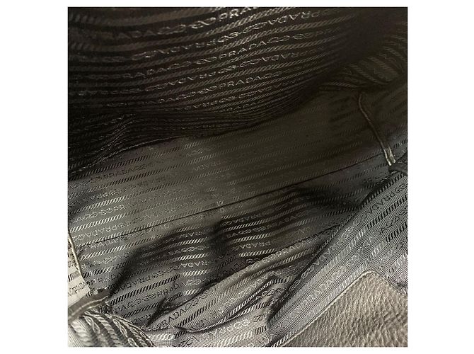 Prada Borsa Tote e Borsa a Tracolla in Vitello Daino - vista 9
