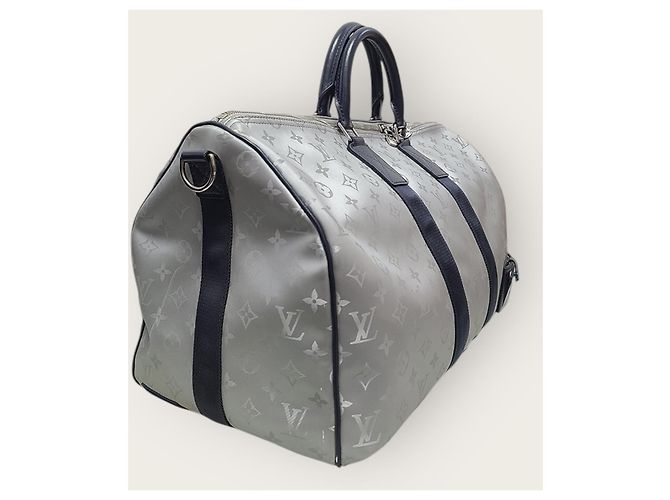 Louis Vuitton Monogram Metallic Bandoulière Keepall Kim Jones - vista 3